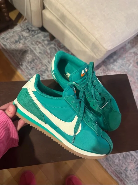 Nike Cortez Sneaker - Picture 2 of 5
